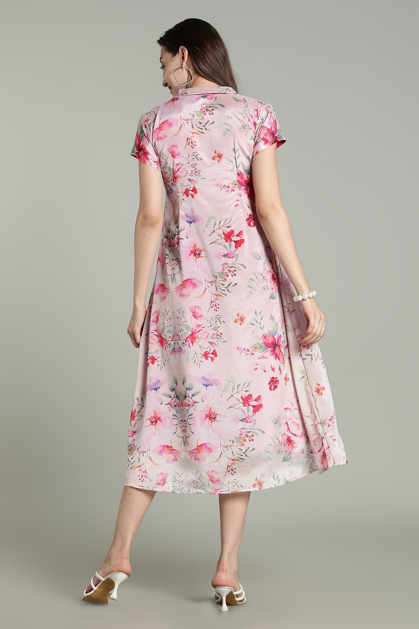Pink Floral – Soft Blooms on Blush