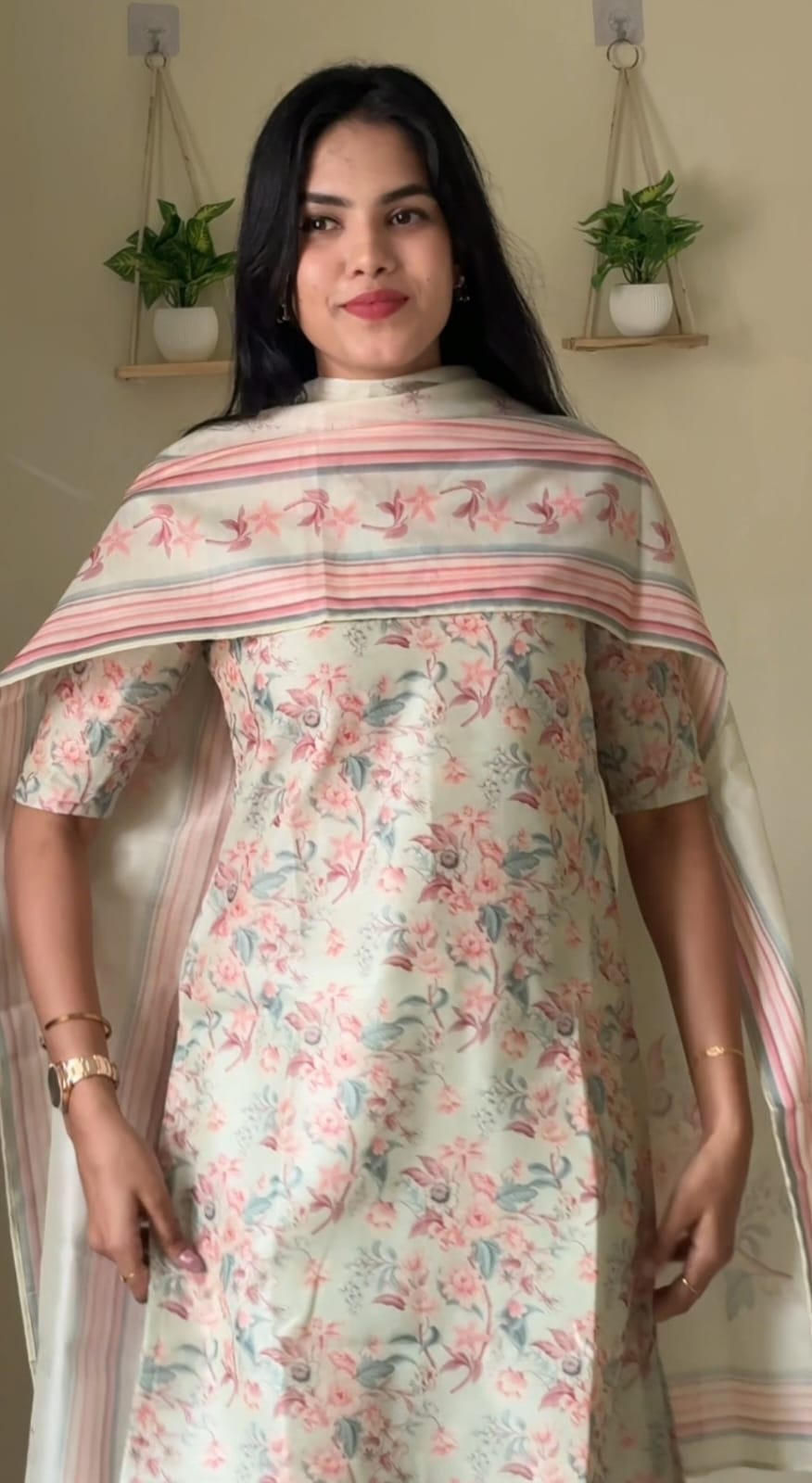 Women's Long tops with Shawl - Pastel green